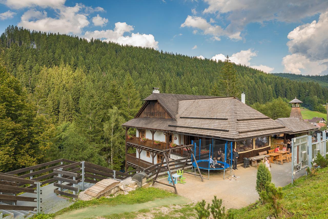 Valasske Chalupy Kycerka Hotel Velké Karlovice Zewnętrze zdjęcie